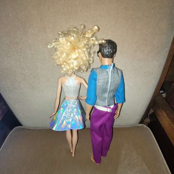 Modern Barbie & Ken - Picture 7 of 9